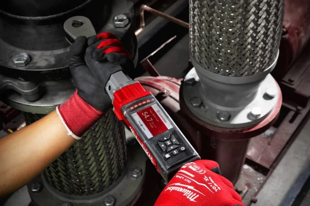 Milwaukee M12 FUEL ONE-KEY ½″ digitální ráčna