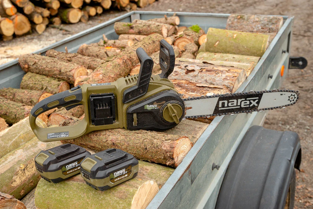 Akumulátorová řetězová pila CPR 350 NAREX + nabíječka a 2x baterie