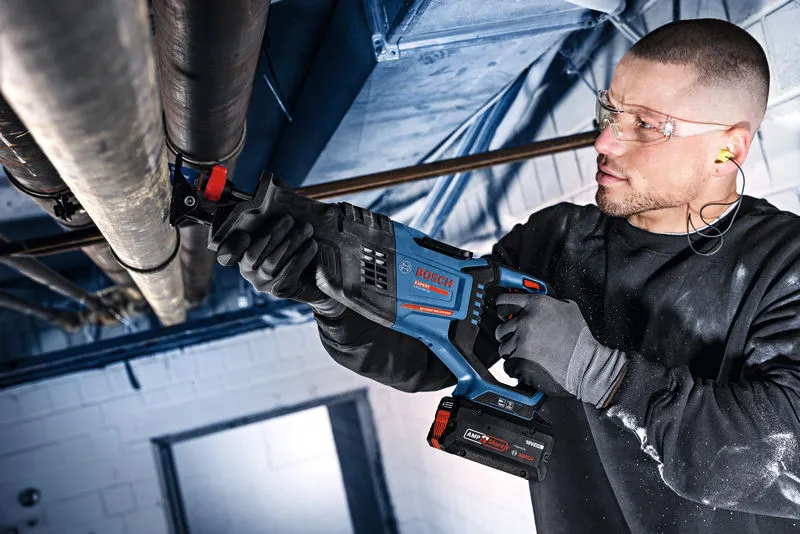 Akumulátorová pila ocaska Bosch EXPERT EXSA18V-32